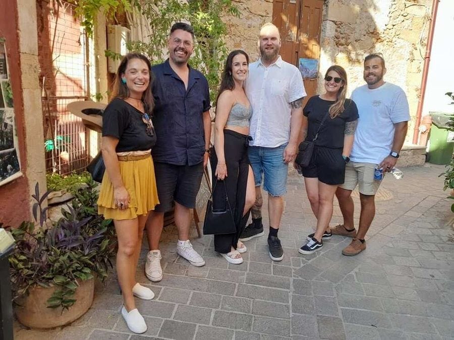 Bonnie and Clyde Chania Beer Tour 23.08.11 (2) (1).jpg